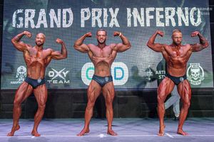 CLASSIC PHYSIQUE НОВИЧКИ